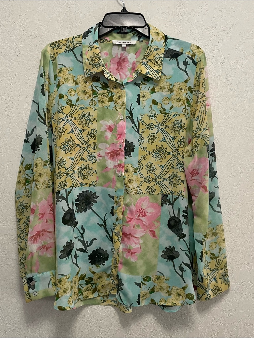 Rose & Olive Women XL Floral Top Blouse Button Down Blue Pink